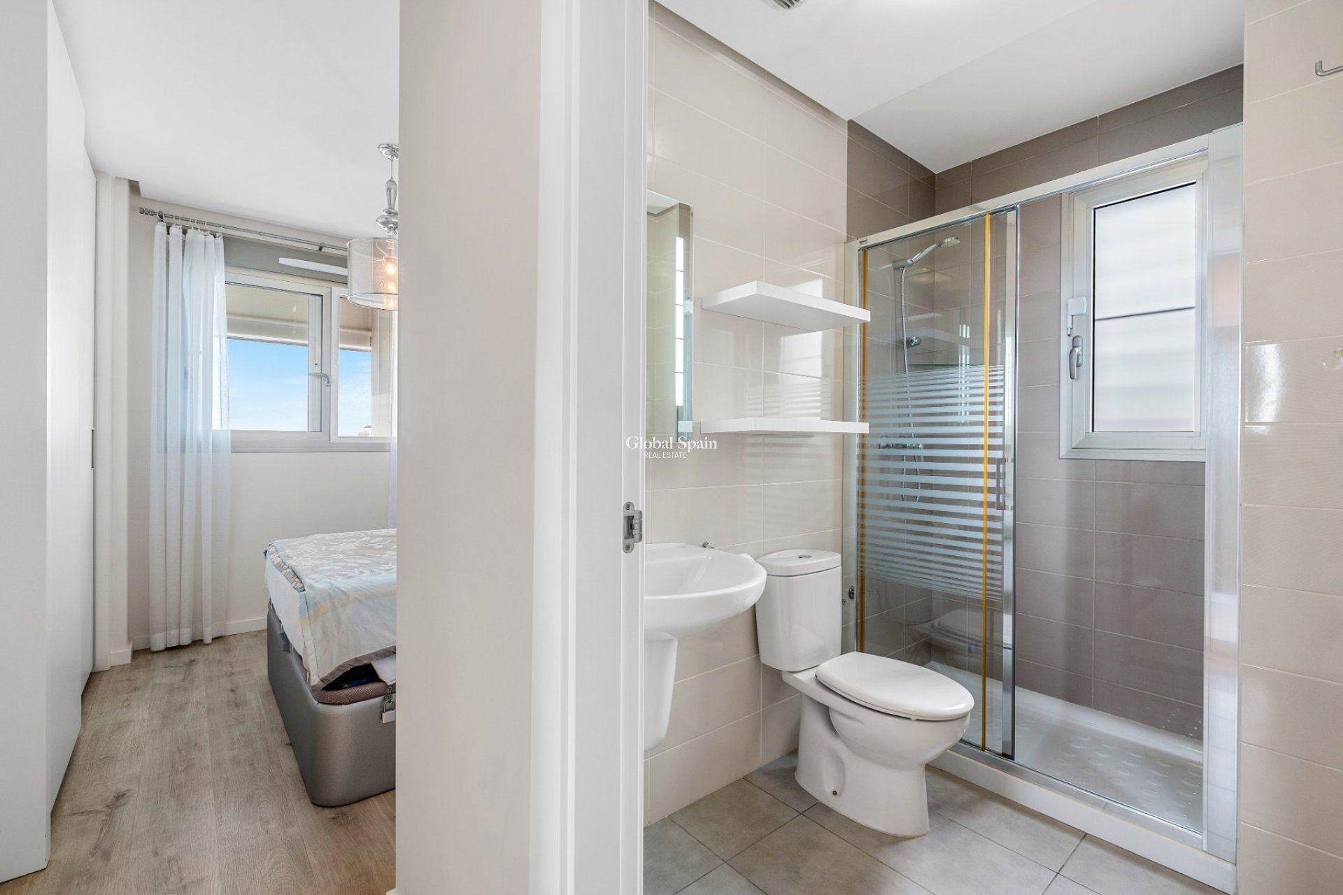 Wederverkoop - APPARTEMENT -
ORIHUELA COSTA - Los Dolses