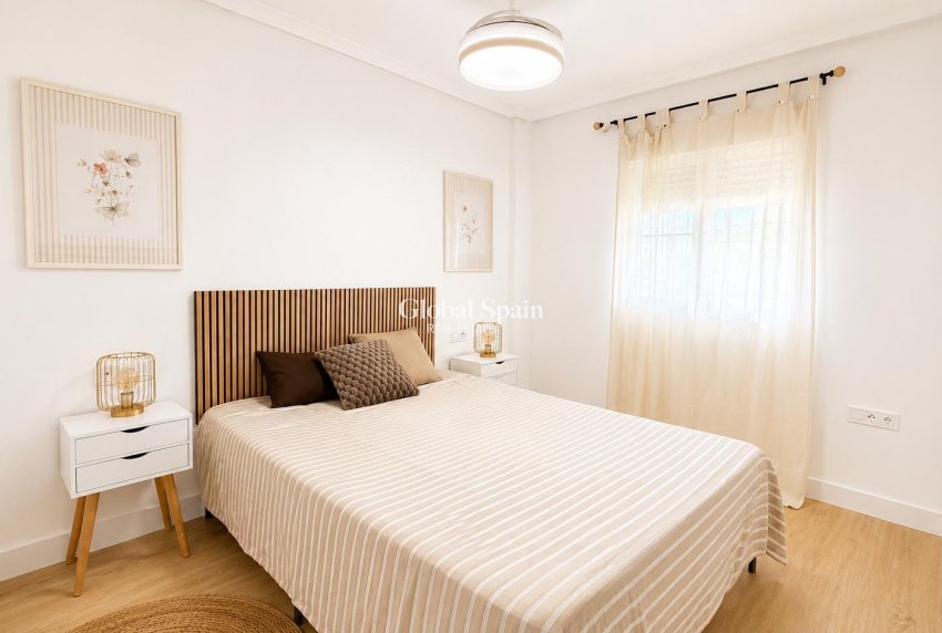 Wederverkoop - APPARTEMENT -
ORIHUELA COSTA - Monte Zenia