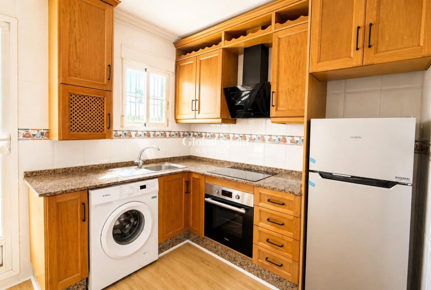 Wederverkoop - APPARTEMENT -
ORIHUELA COSTA - Monte Zenia