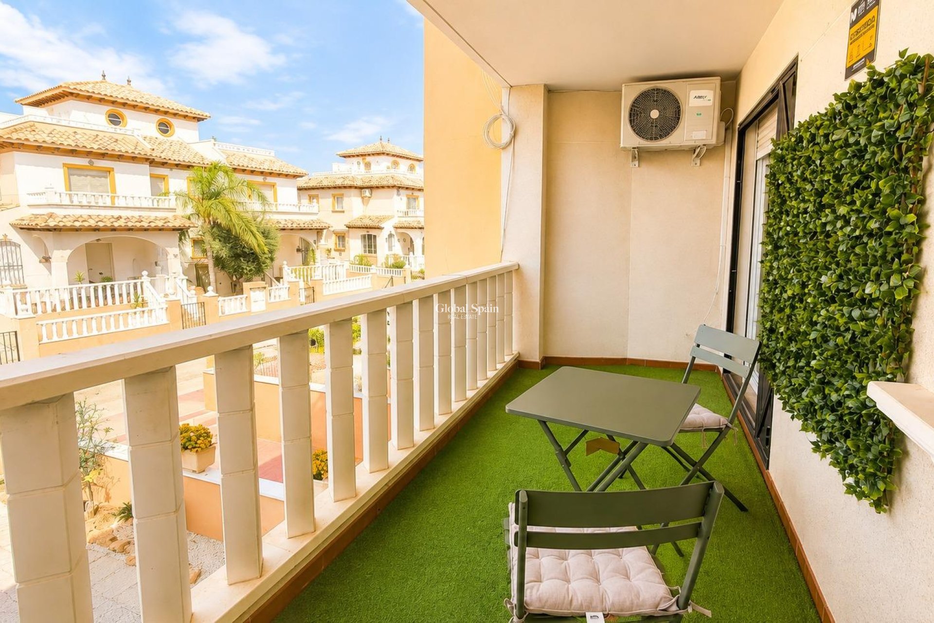 Wederverkoop - APPARTEMENT -
ORIHUELA COSTA - Monte Zenia