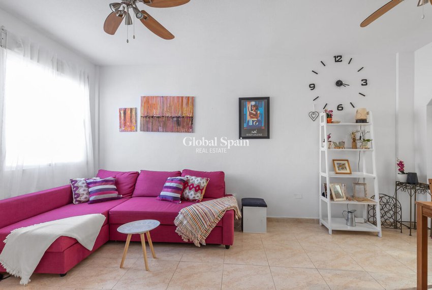 Wederverkoop - APPARTEMENT -
ORIHUELA COSTA - Orihuela Costa
