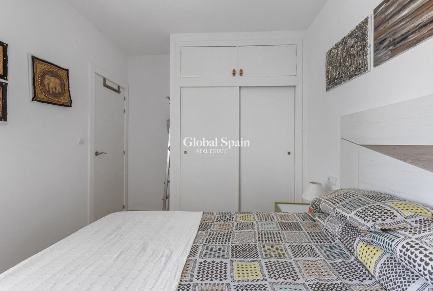 Wederverkoop - APPARTEMENT -
ORIHUELA COSTA - Orihuela Costa