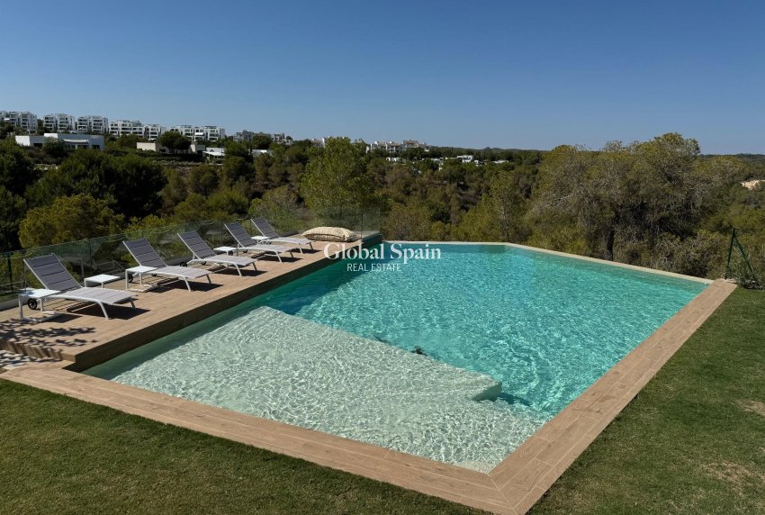 Wederverkoop - APPARTEMENT -
ORIHUELA COSTA - Orihuela Costa