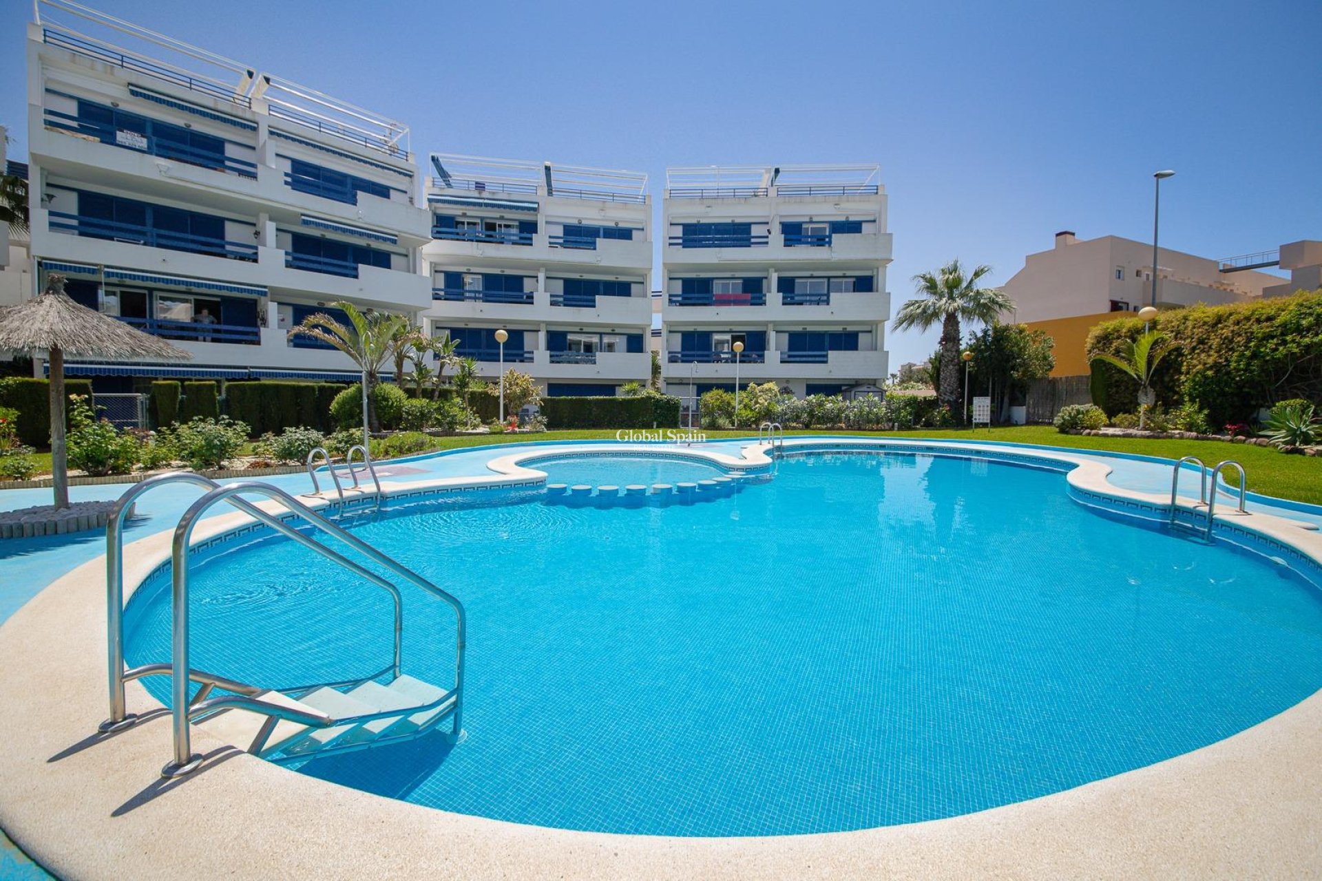 Wederverkoop - APPARTEMENT -
ORIHUELA COSTA - Orihuela Costa