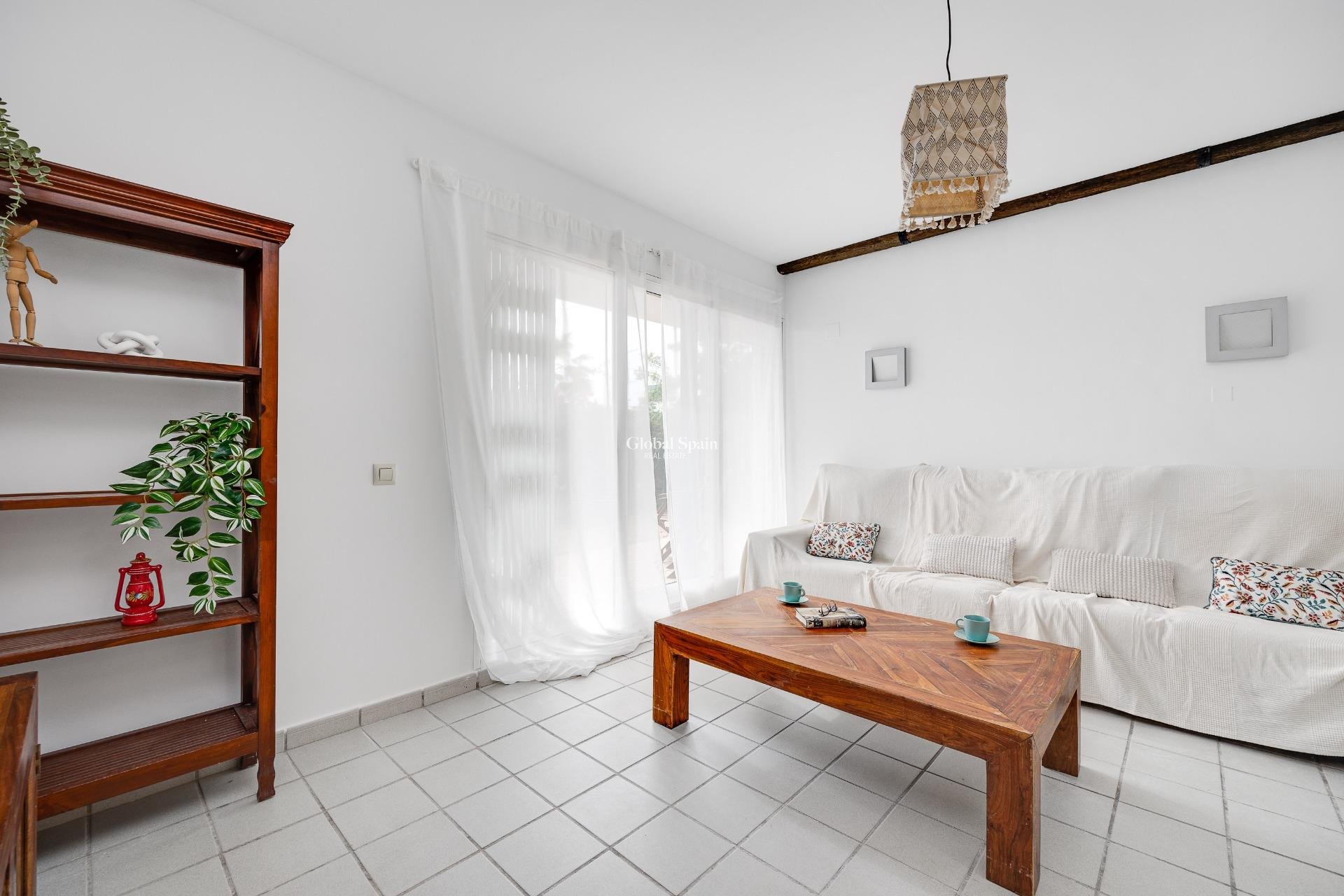 Wederverkoop - APPARTEMENT -
ORIHUELA COSTA - Orihuela Costa