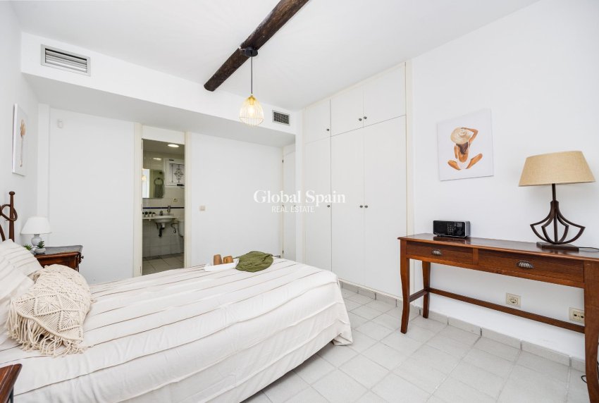 Wederverkoop - APPARTEMENT -
ORIHUELA COSTA - Orihuela Costa