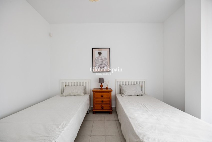 Wederverkoop - APPARTEMENT -
ORIHUELA COSTA - Orihuela Costa