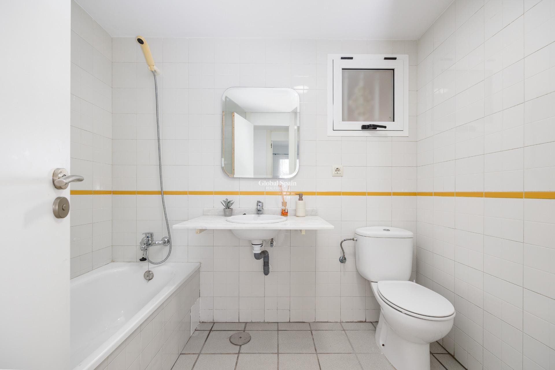 Wederverkoop - APPARTEMENT -
ORIHUELA COSTA - Orihuela Costa