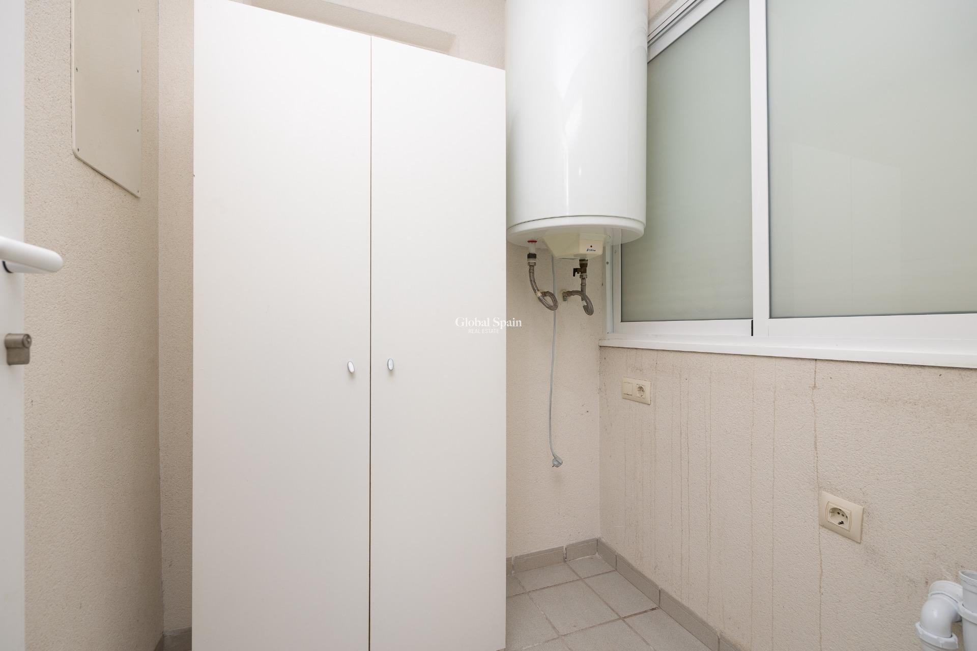Wederverkoop - APPARTEMENT -
ORIHUELA COSTA - Orihuela Costa