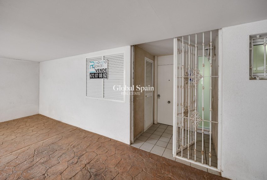 Wederverkoop - APPARTEMENT -
ORIHUELA COSTA - Orihuela Costa