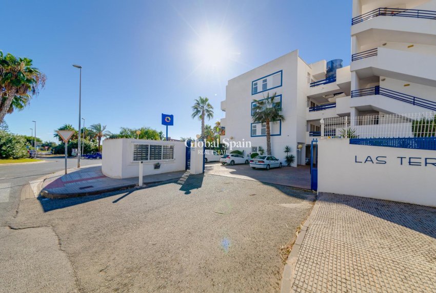 Wederverkoop - APPARTEMENT -
ORIHUELA COSTA - Orihuela Costa