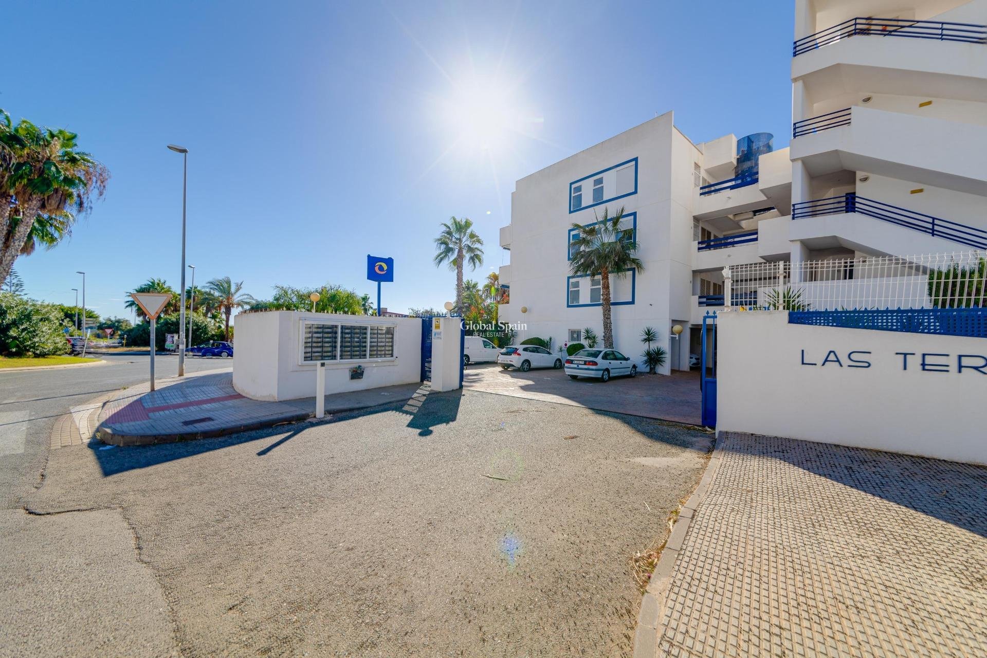 Wederverkoop - APPARTEMENT -
ORIHUELA COSTA - Orihuela Costa