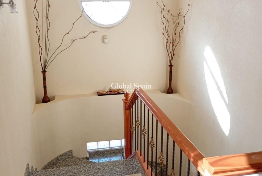 Wederverkoop - APPARTEMENT -
ORIHUELA COSTA - Pau 26