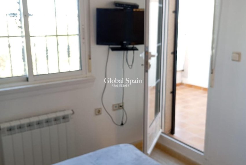 Wederverkoop - APPARTEMENT -
ORIHUELA COSTA - Pau 26