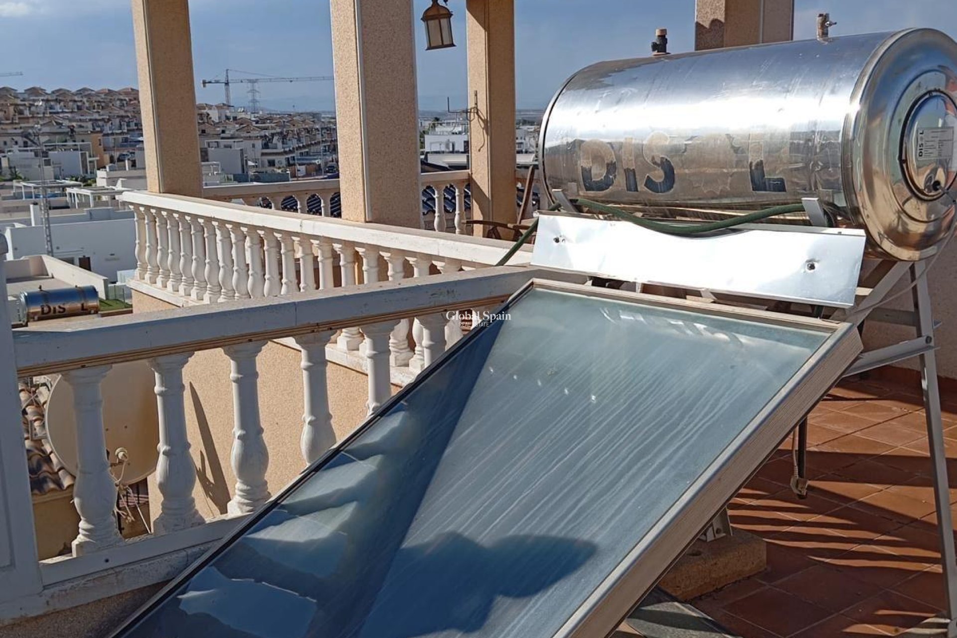 Wederverkoop - APPARTEMENT -
ORIHUELA COSTA - Pau 26