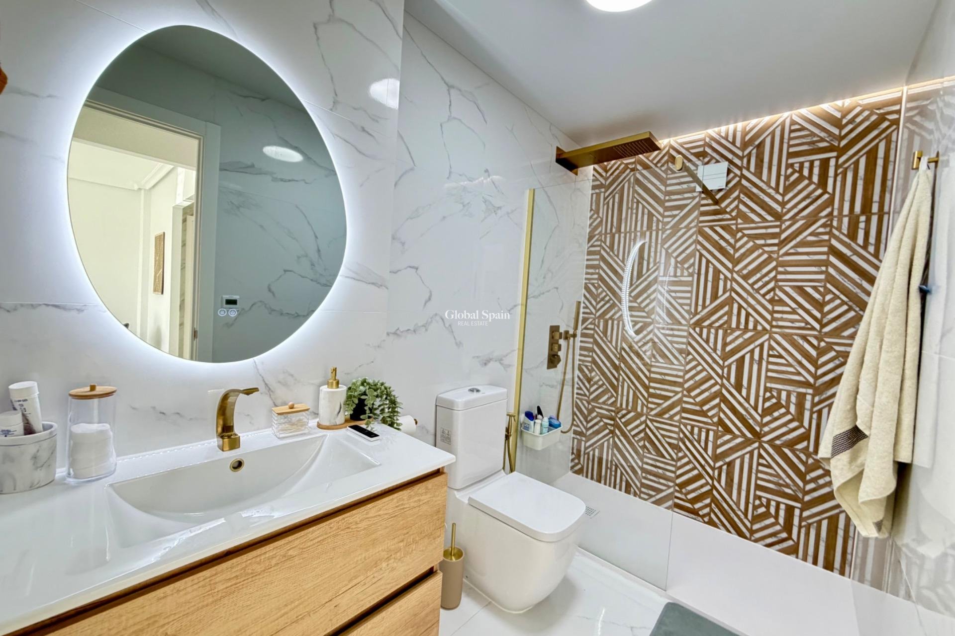 Wederverkoop - APPARTEMENT -
ORIHUELA COSTA - Playa Flamenca Norte