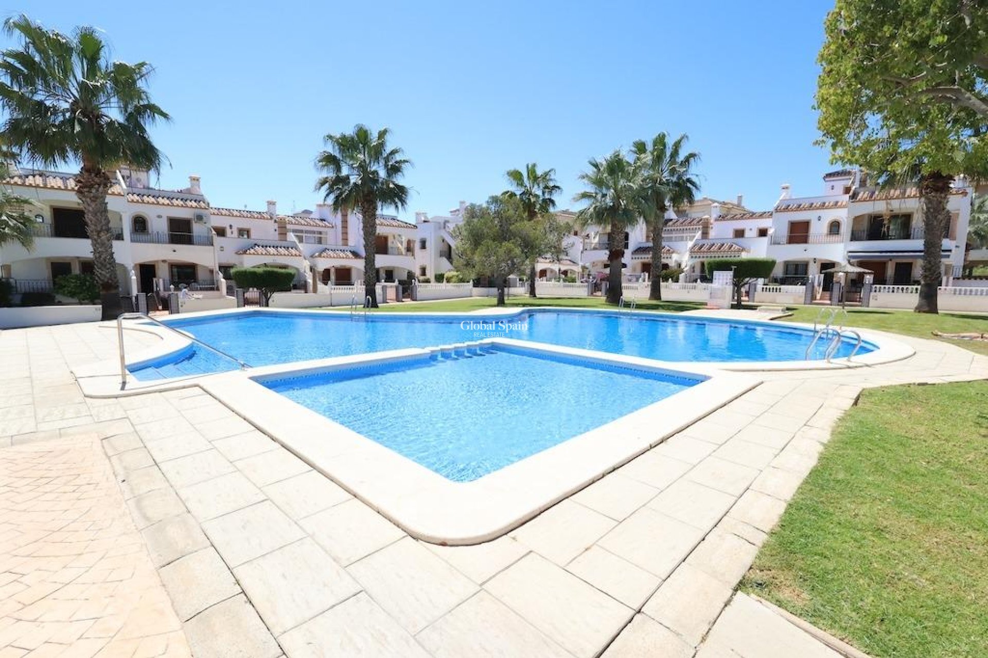 Wederverkoop - APPARTEMENT -
ORIHUELA COSTA - Playa Flamenca Norte