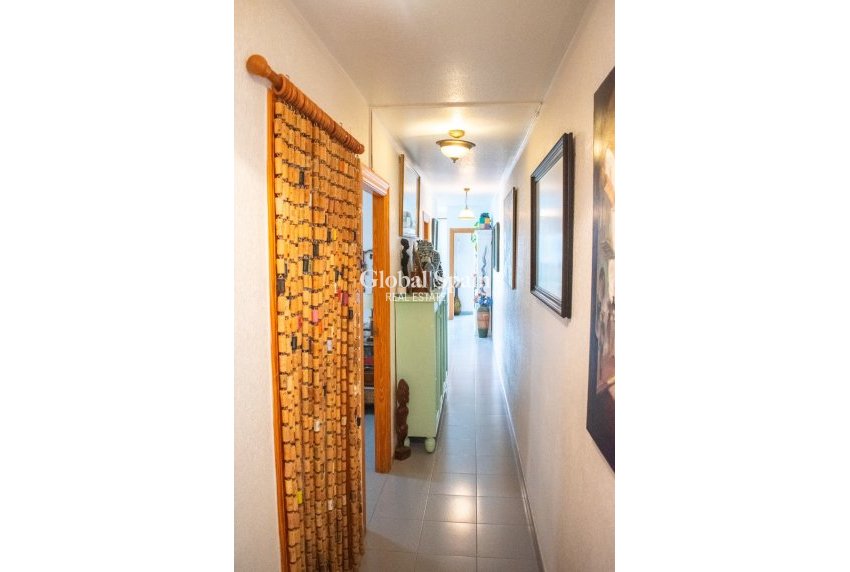 Wederverkoop - APPARTEMENT -
ORIHUELA COSTA - Playa Flamenca