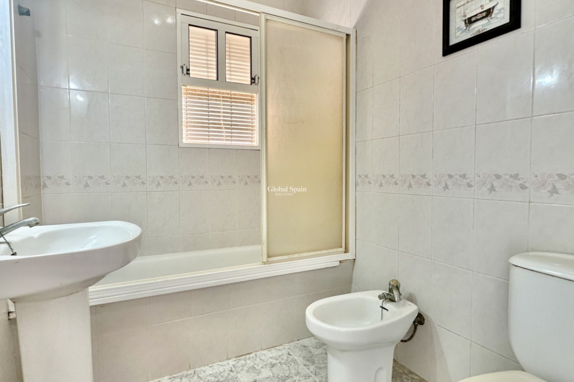 Wederverkoop - APPARTEMENT -
ORIHUELA COSTA - Playa Flamenca