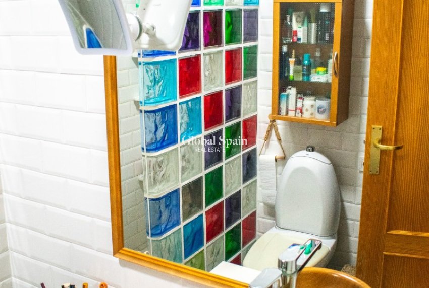 Wederverkoop - APPARTEMENT -
ORIHUELA COSTA - Playa Flamenca