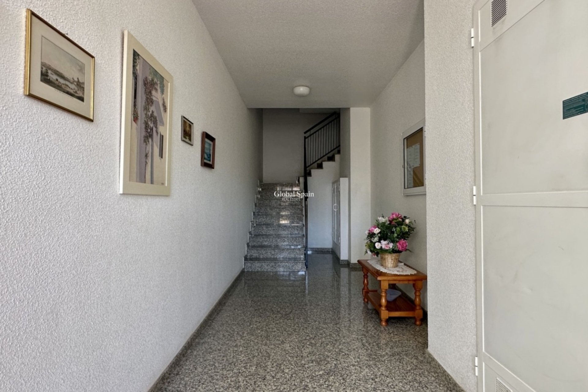 Wederverkoop - APPARTEMENT -
ORIHUELA COSTA - Playa Flamenca