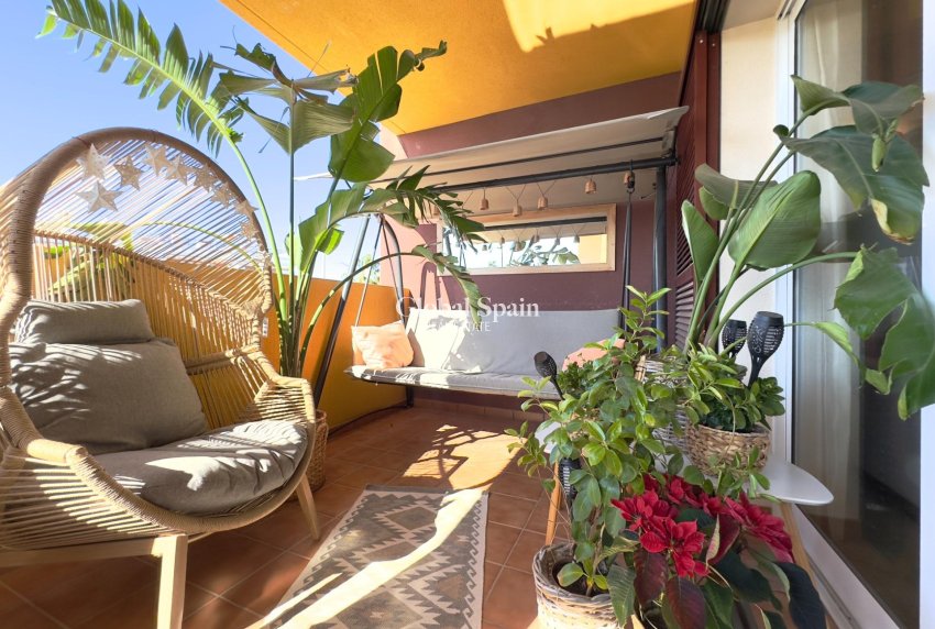 Wederverkoop - APPARTEMENT -
ORIHUELA COSTA - Playa Flamenca