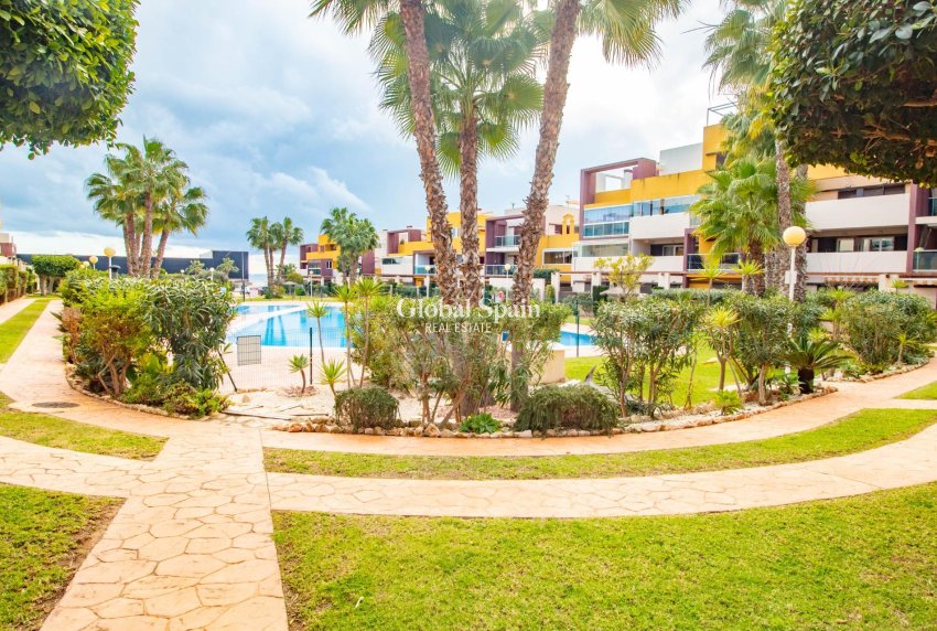 Wederverkoop - APPARTEMENT -
ORIHUELA COSTA - Playa Flamenca
