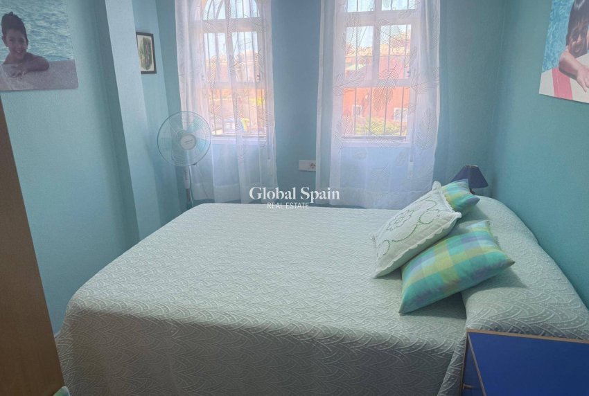 Wederverkoop - APPARTEMENT -
ORIHUELA COSTA - Playa Flamenca