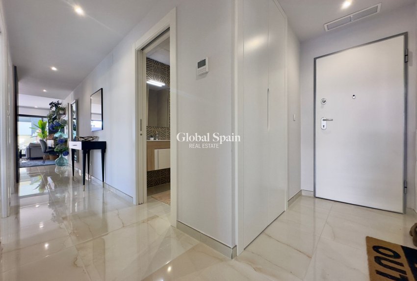 Wederverkoop - APPARTEMENT -
ORIHUELA COSTA - Playa Flamenca