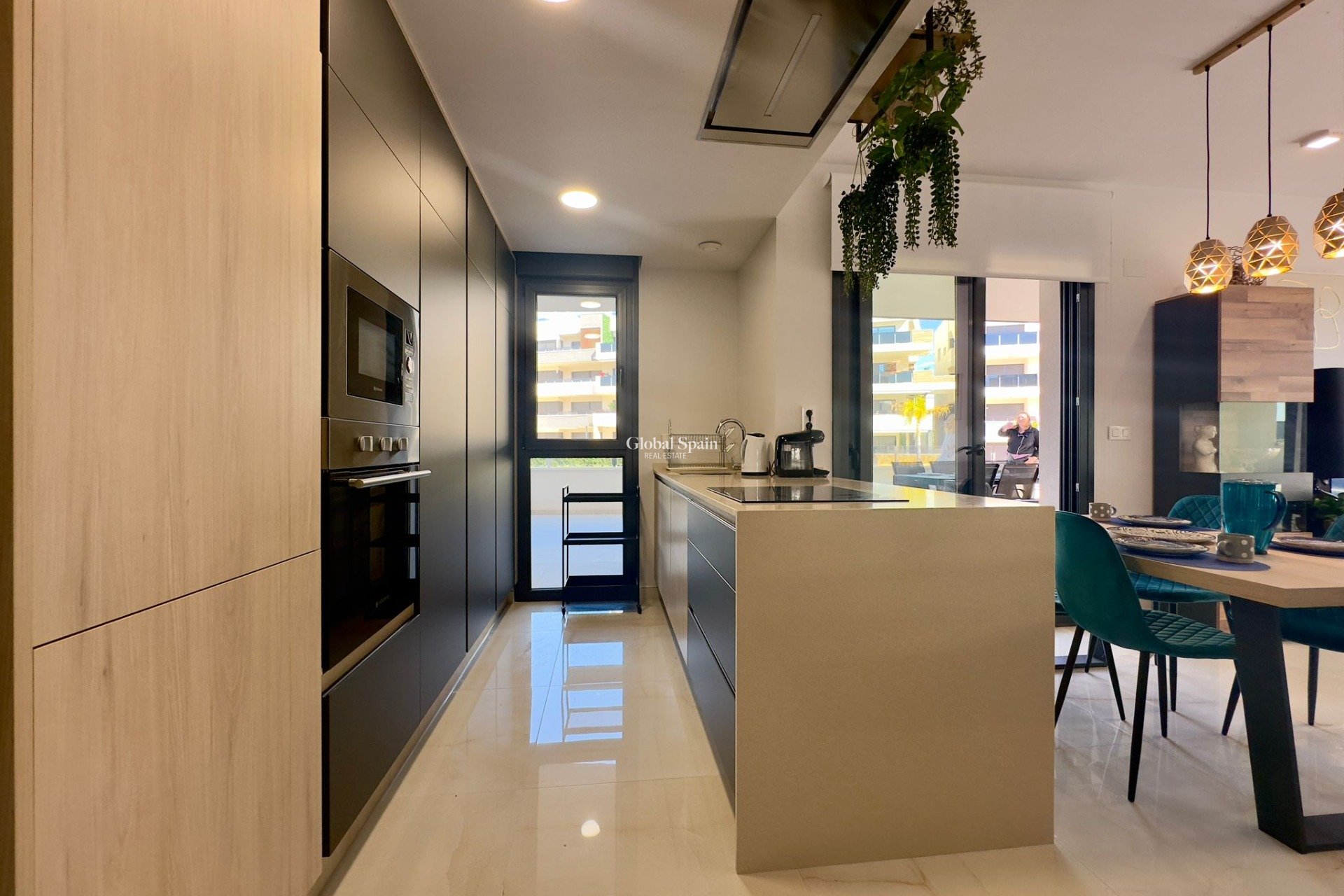 Wederverkoop - APPARTEMENT -
ORIHUELA COSTA - Playa Flamenca