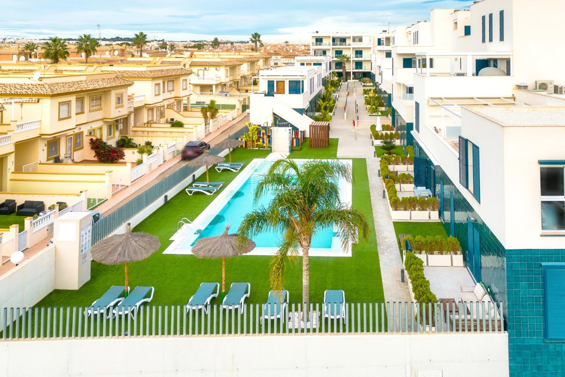 Wederverkoop - APPARTEMENT -
ORIHUELA COSTA - Playa Flamenca