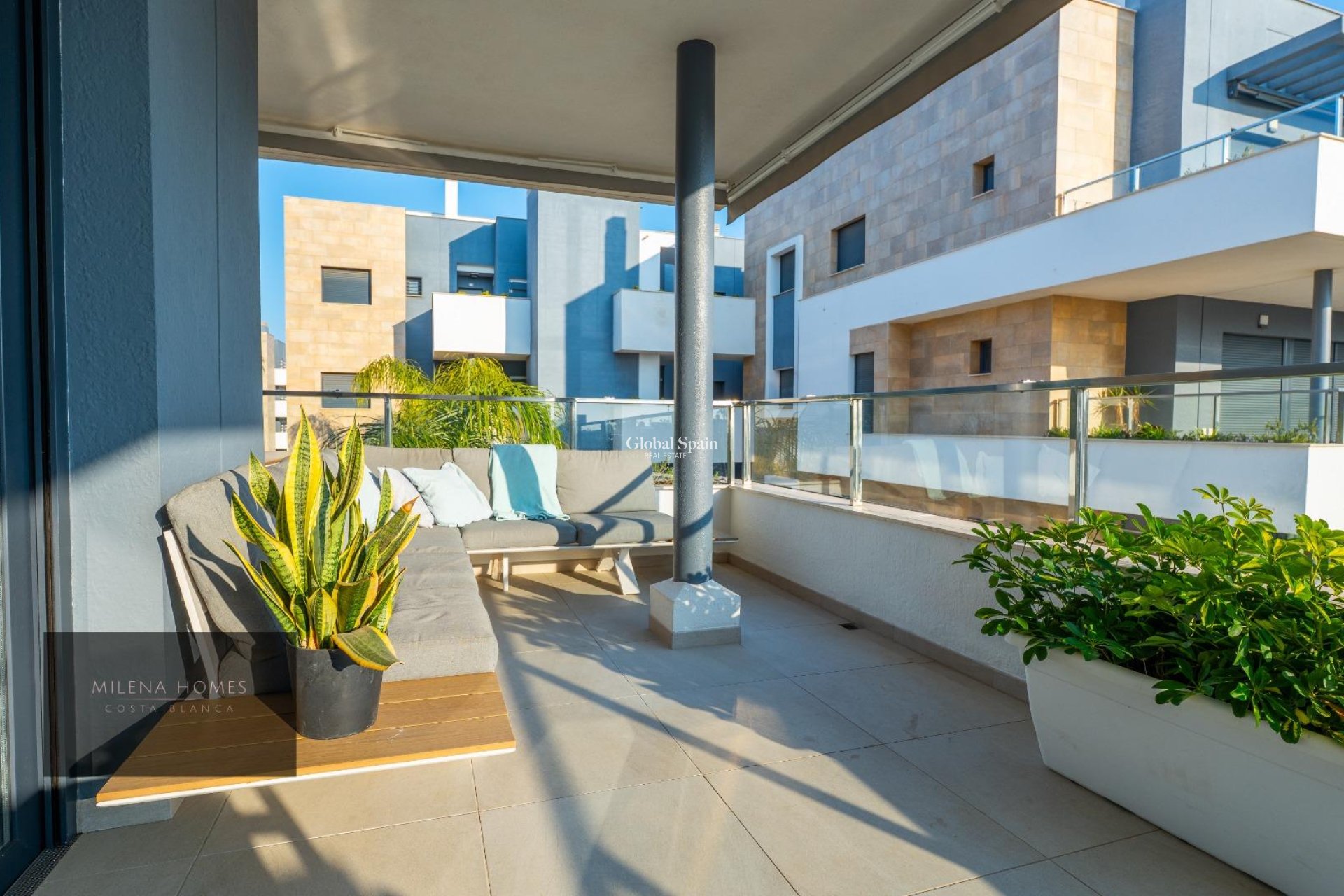 Wederverkoop - APPARTEMENT -
ORIHUELA COSTA - Playa Flamenca