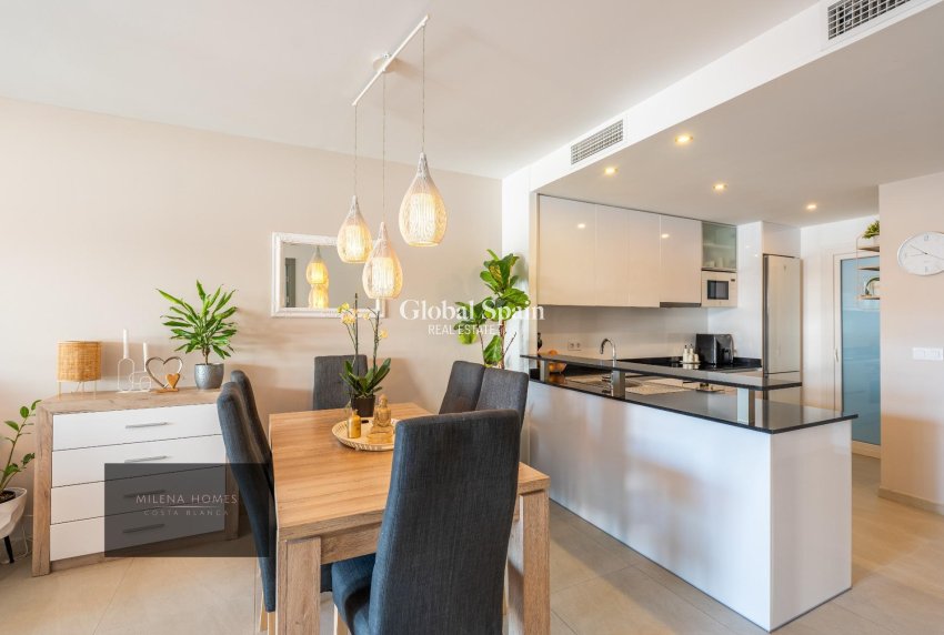Wederverkoop - APPARTEMENT -
ORIHUELA COSTA - Playa Flamenca