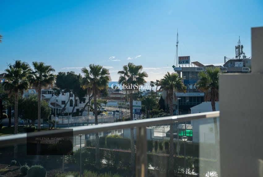 Wederverkoop - APPARTEMENT -
ORIHUELA COSTA - Playa Flamenca