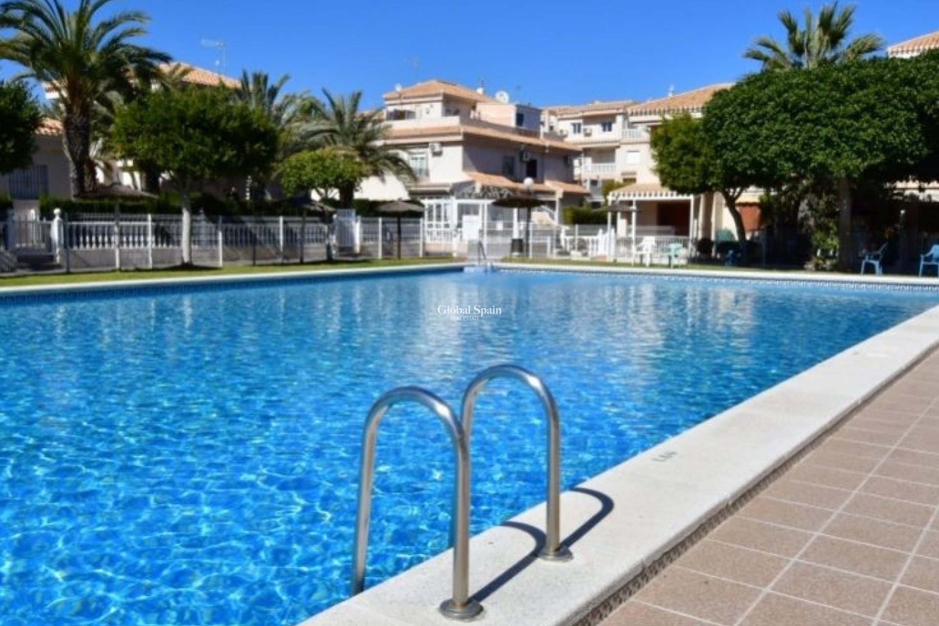 Wederverkoop - APPARTEMENT -
ORIHUELA COSTA - Playa Flamenca