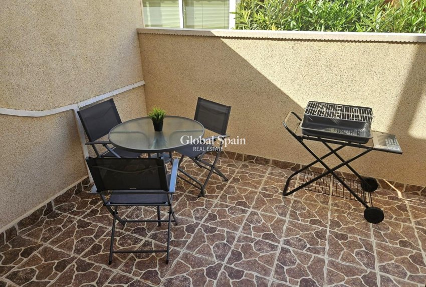 Wederverkoop - APPARTEMENT -
ORIHUELA COSTA - Playa Flamenca