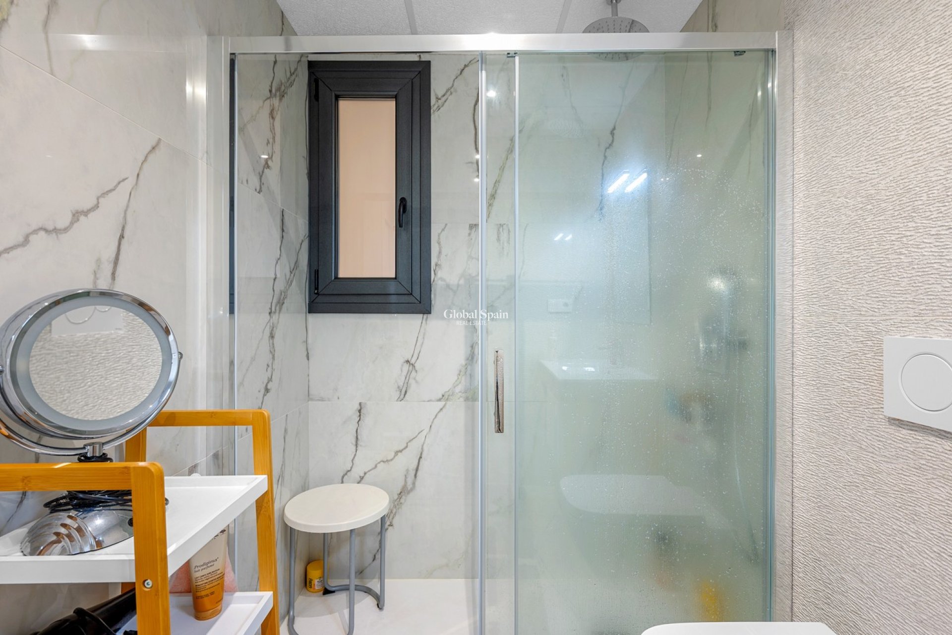 Wederverkoop - APPARTEMENT -
ORIHUELA COSTA - Playa Flamenca