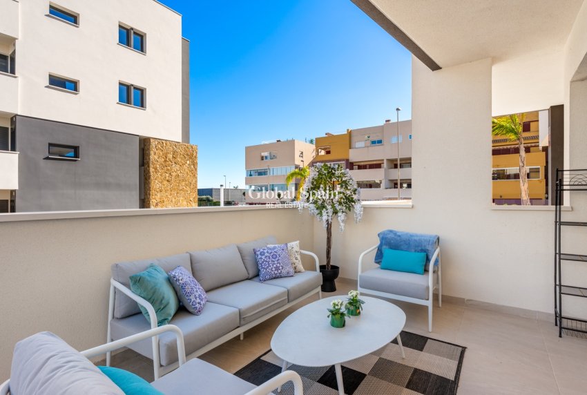 Wederverkoop - APPARTEMENT -
ORIHUELA COSTA - Playa Flamenca