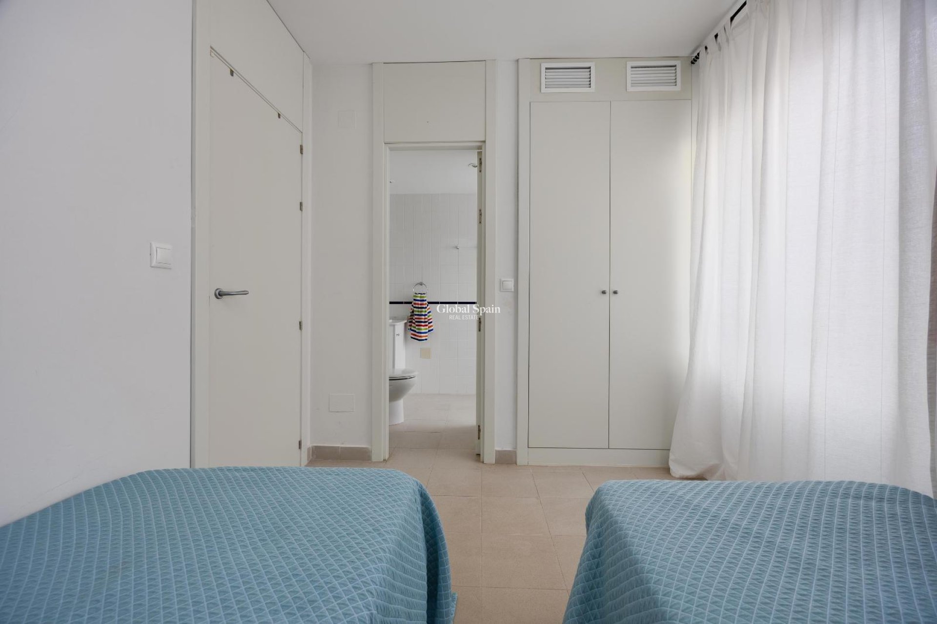 Wederverkoop - APPARTEMENT -
ORIHUELA COSTA - Playa Flamenca