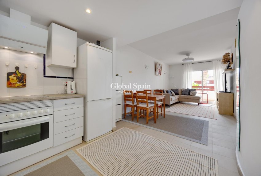 Wederverkoop - APPARTEMENT -
ORIHUELA COSTA - Playa Flamenca