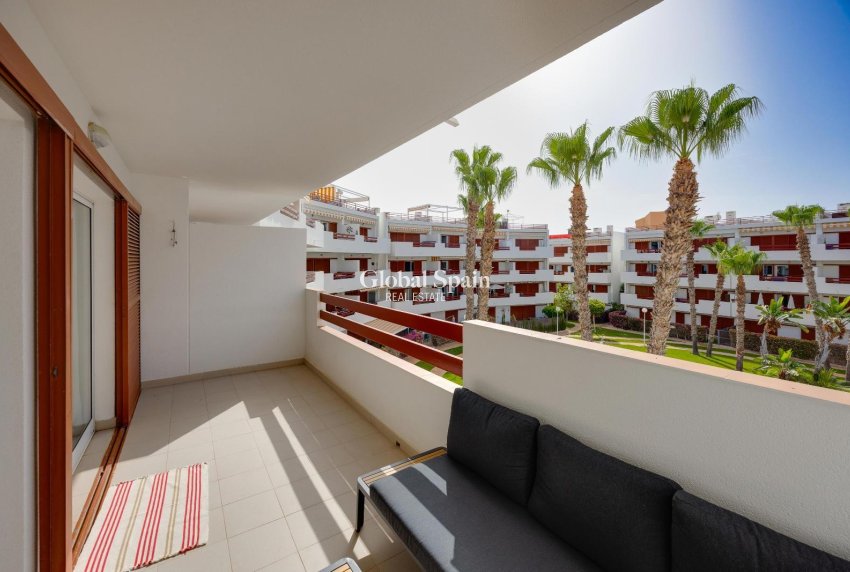 Wederverkoop - APPARTEMENT -
ORIHUELA COSTA - Playa Flamenca