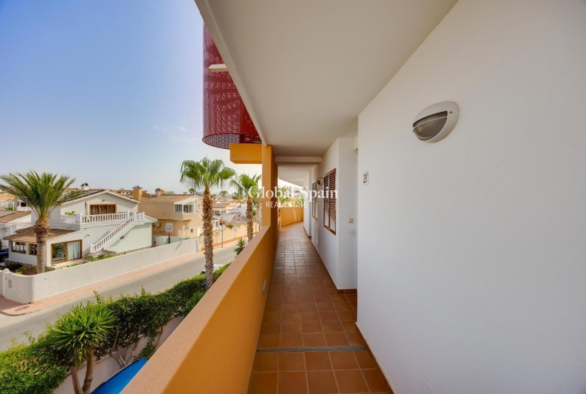 Wederverkoop - APPARTEMENT -
ORIHUELA COSTA - Playa Flamenca