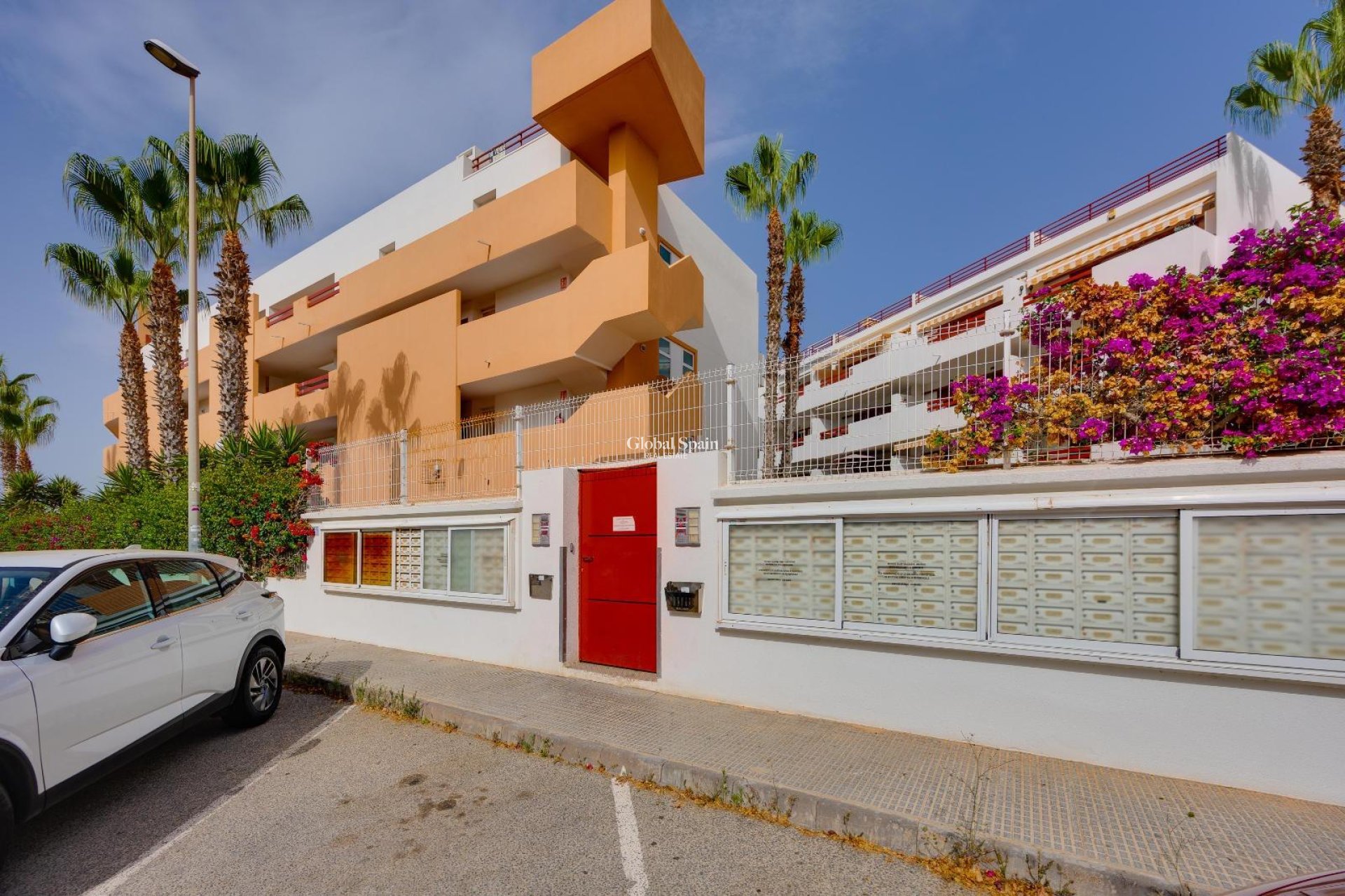 Wederverkoop - APPARTEMENT -
ORIHUELA COSTA - Playa Flamenca