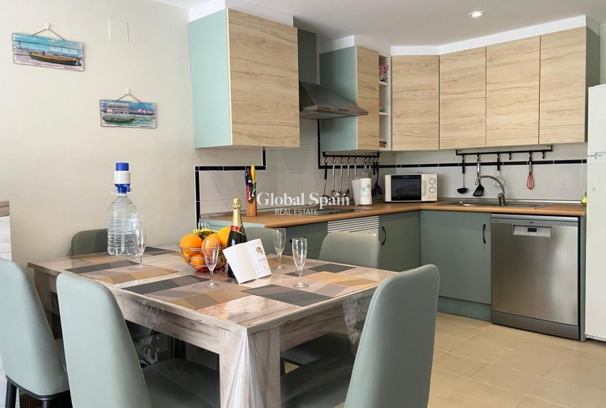 Wederverkoop - APPARTEMENT -
ORIHUELA COSTA - Playa Flamenca