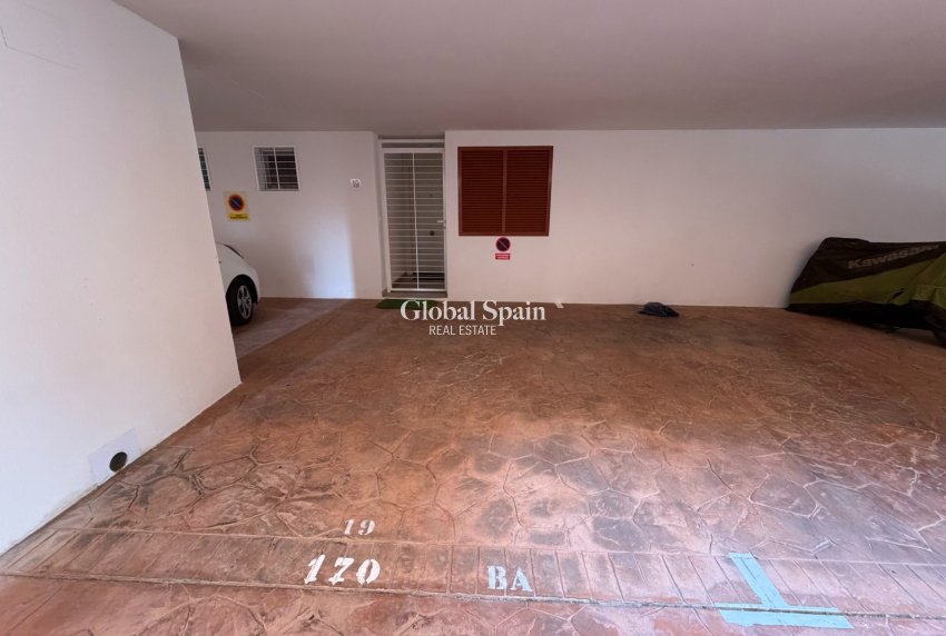 Wederverkoop - APPARTEMENT -
ORIHUELA COSTA - Playa Flamenca