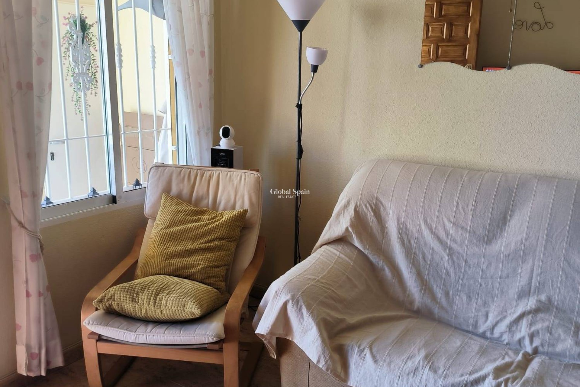 Wederverkoop - APPARTEMENT -
ORIHUELA COSTA - Playa Flamenca