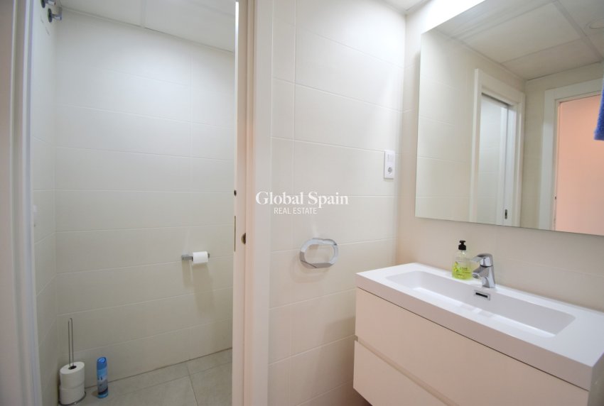 Wederverkoop - APPARTEMENT -
Orihuela Costa - Playa Flamenca