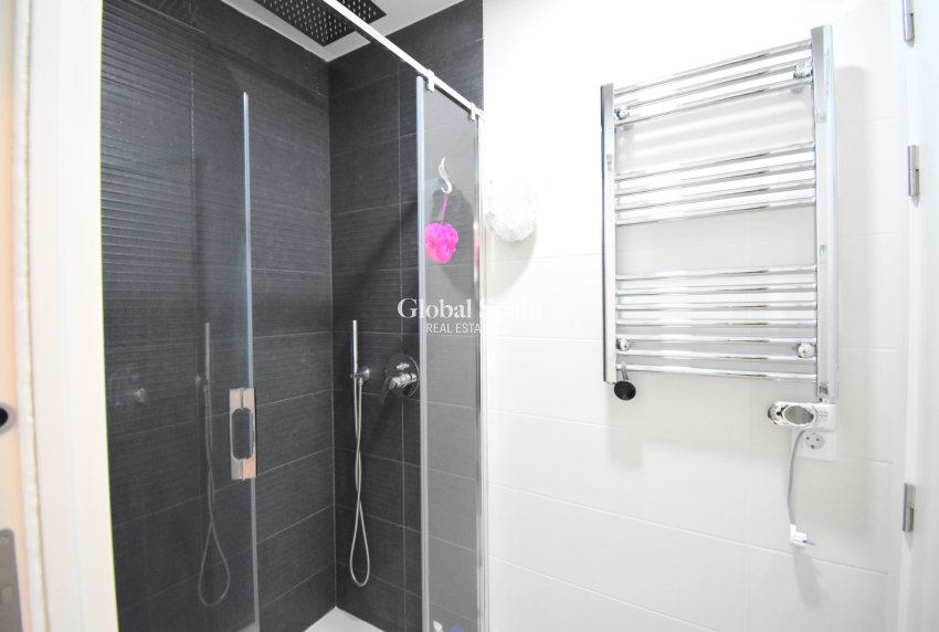Wederverkoop - APPARTEMENT -
Orihuela Costa - Playa Flamenca
