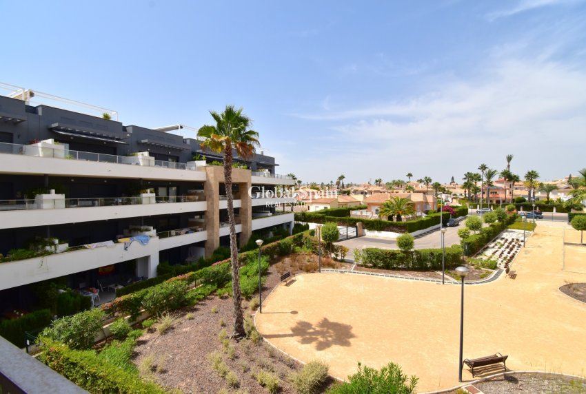 Wederverkoop - APPARTEMENT -
Orihuela Costa - Playa Flamenca