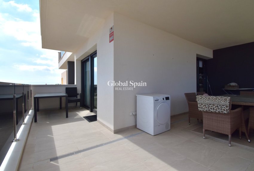Wederverkoop - APPARTEMENT -
Orihuela Costa - Playa Flamenca